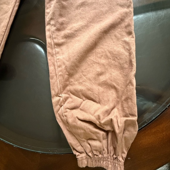 Pretty Little Thing Drawstring Detail Pocket Joggers Relaxed Fit Elastic Waist - Picture 3 of 9